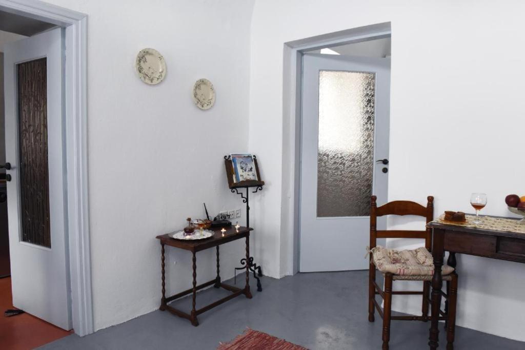 Calderimi Traditional Houses Fira  Luaran gambar